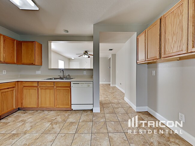 Building Photo - 32344 Fish Hook Lp
