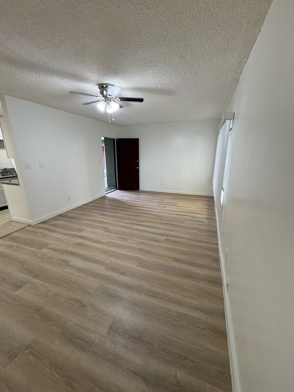 Building Photo - 2611 Ocean Ave