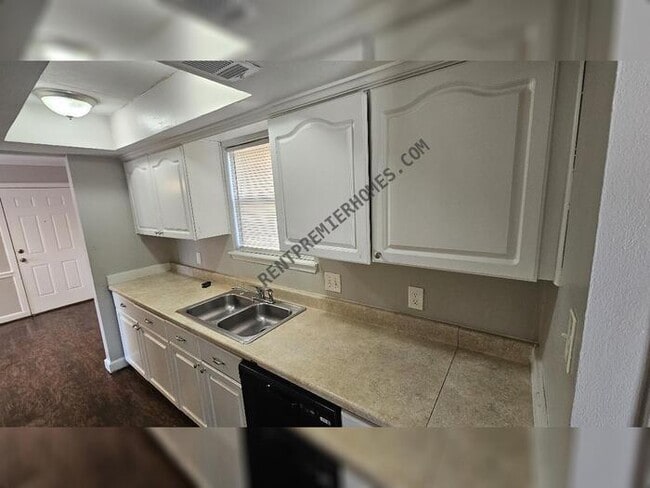 Building Photo - 5118 Mauritz Dr