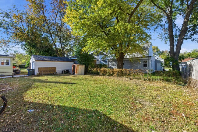 Building Photo - 961 17th St