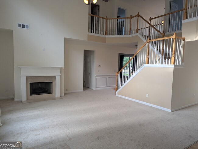 Building Photo - 212 Autumn Trail
