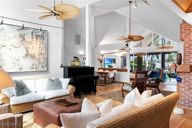 Building Photo - 883 Galleon Dr