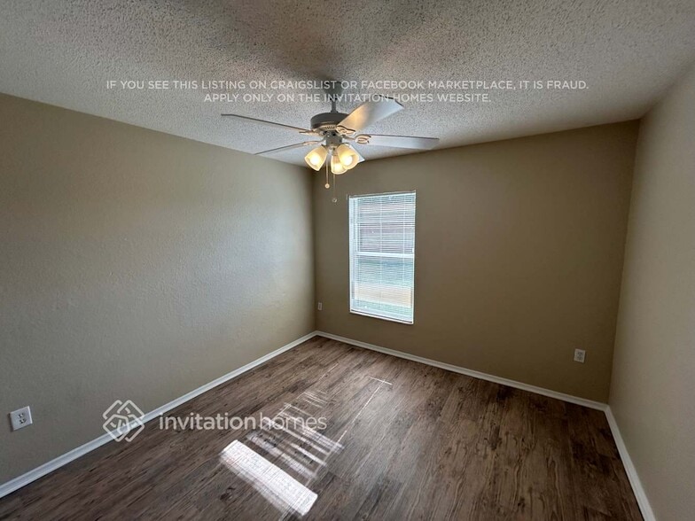Building Photo - 8425 Split Creek Cir