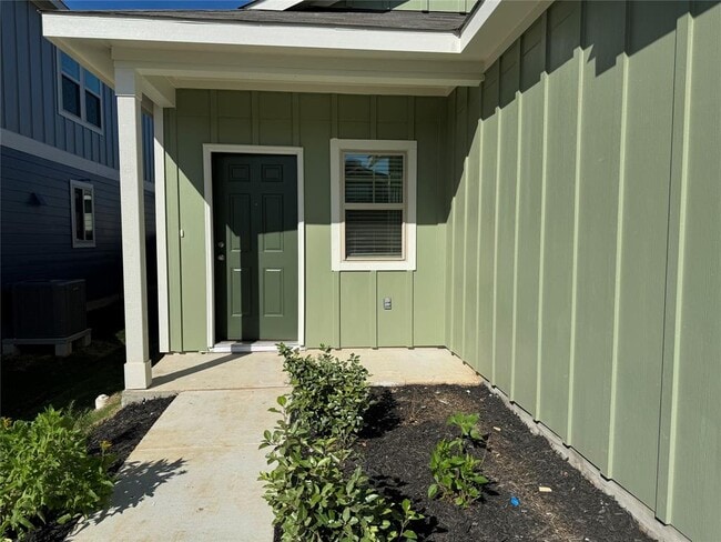 Building Photo - 86 Pacific Loon St