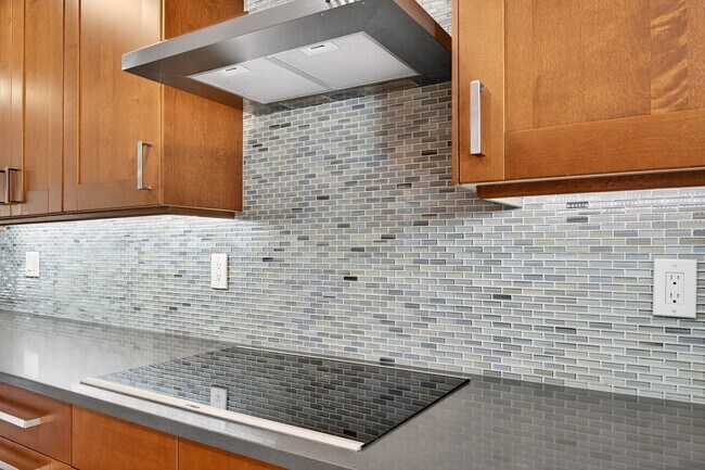 Building Photo - 2,003 Sq Ft Modern 4BR/2BA: Solar, EV Charging & Private Orchard!