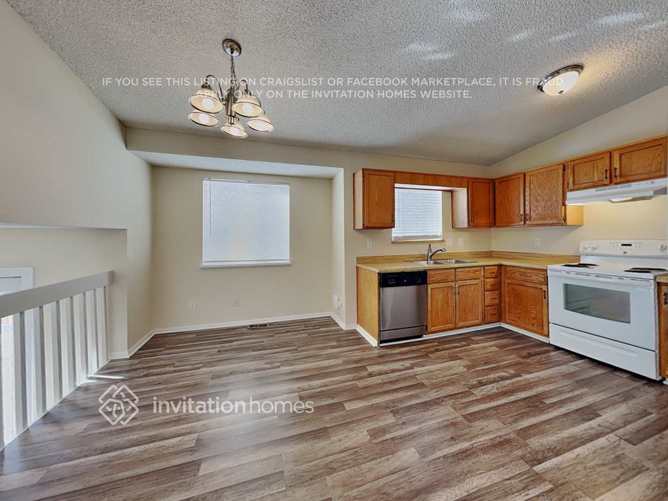 Building Photo - 3474 Foxridge Dr