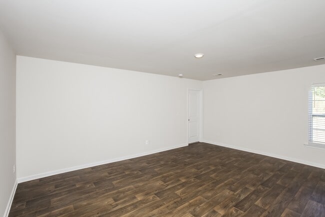 Building Photo - 1302 Gardner St