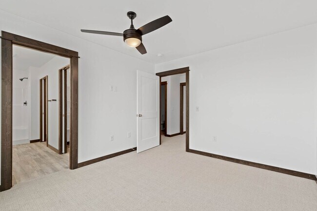 Building Photo - 2855 Fen Way