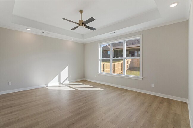 Building Photo - 531 Laurel Pk Dr