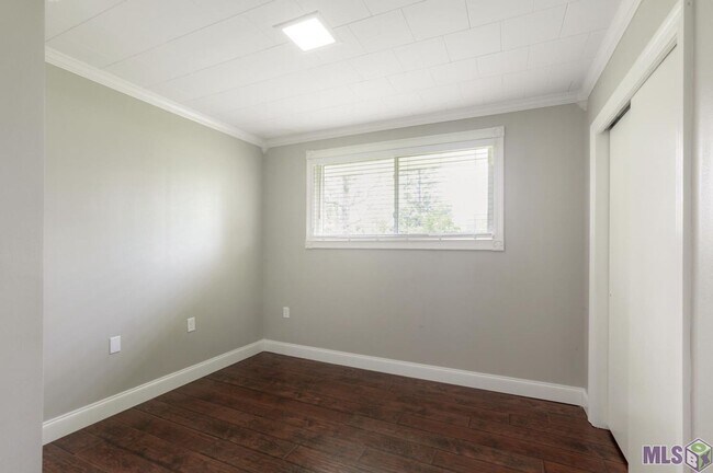 Building Photo - 10212 Gurney Rd
