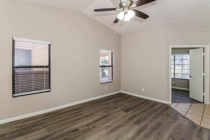 Building Photo - 3222 W Avior Dr
