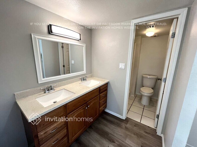 Building Photo - 12603 N 37th Ave