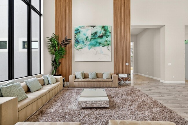 Building Photo - 2600 NW 69th St