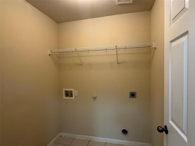 Building Photo - 4128 Veiled Falls Dr