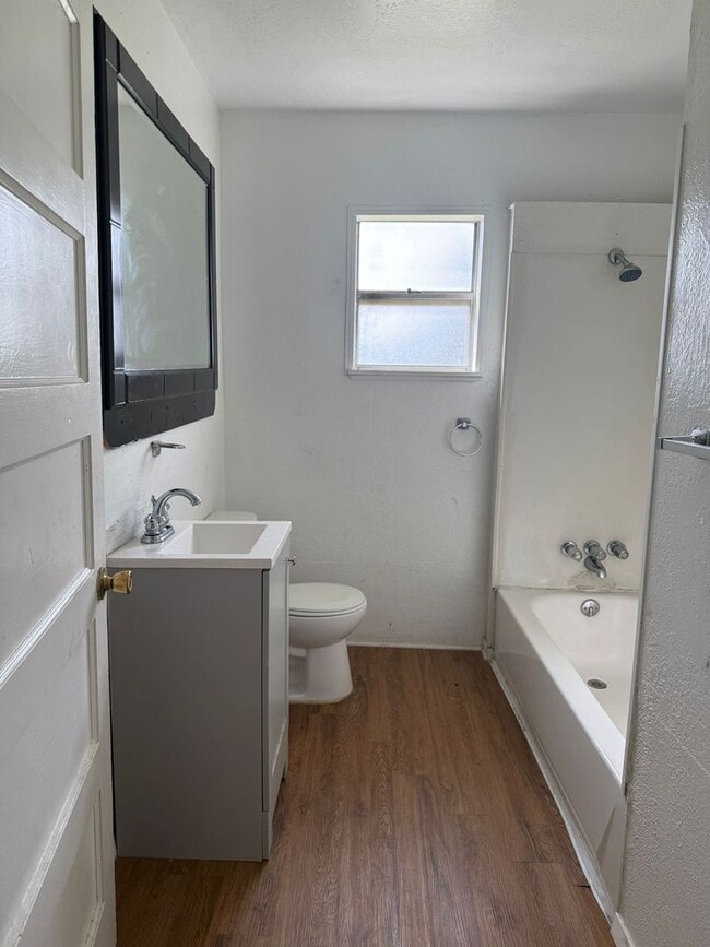 Building Photo - 1335 15th St