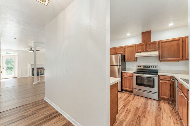 Building Photo - 831 NW 42nd Terrace