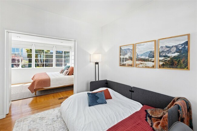 Building Photo - 180 St Germain Ave