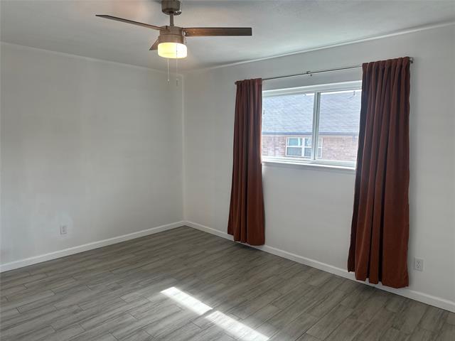 Building Photo - 8087 Meadow Rd