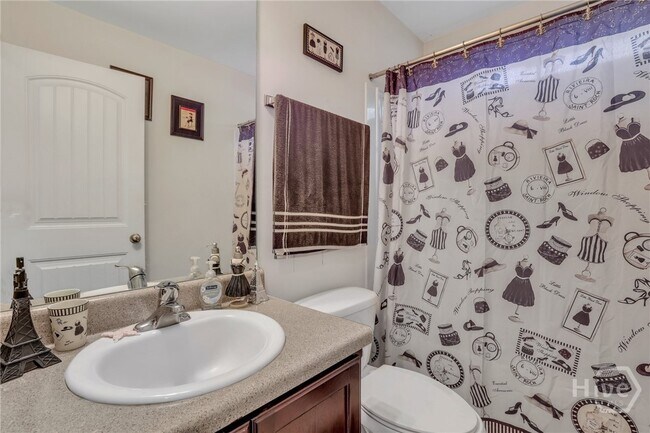 Building Photo - 128 Fontenot Dr