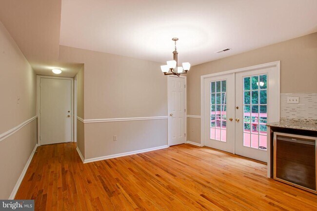 Building Photo - 3084 Eutaw Forest Dr