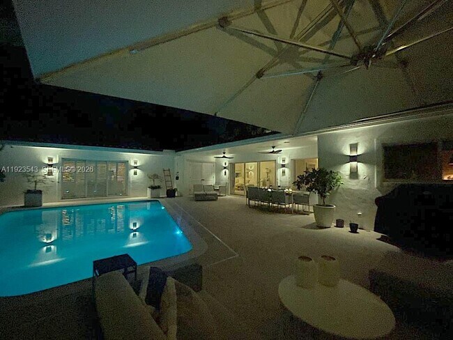 Building Photo - 375 Harbor Ct