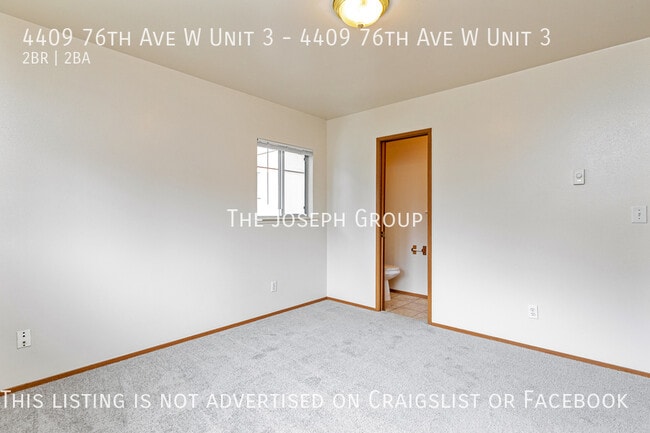 Building Photo - Spacious 2 bed/1.5 bath in University Place