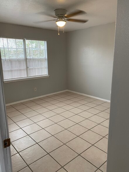 Bedroom 2 - 5012 Austin Rd