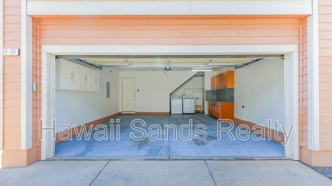 Building Photo - 91-1201-1201 Kanela St