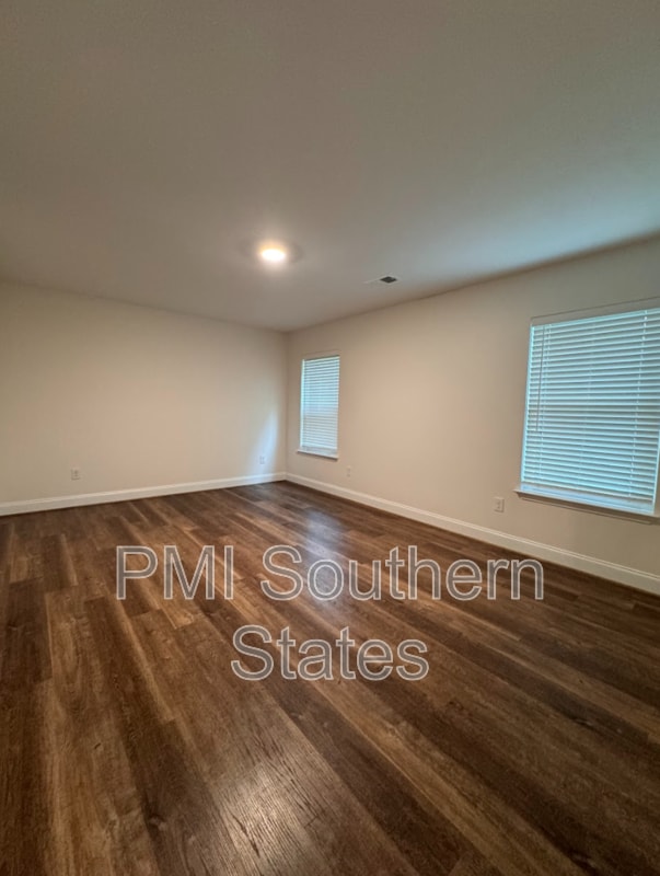 Building Photo - 311 Clarus Crk Wy