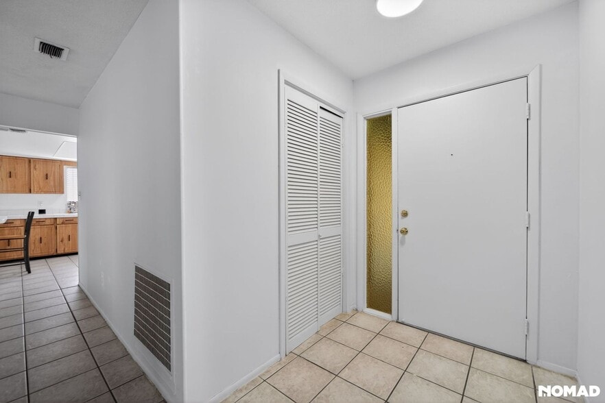 Building Photo - 885 Little Bend Rd