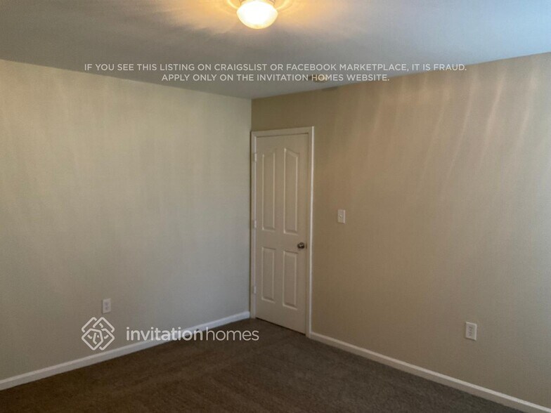 Building Photo - 4818 Autumn Oak Dr