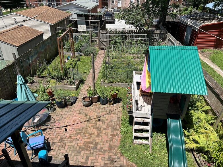 Backyard - 3817 Lafayette Ave