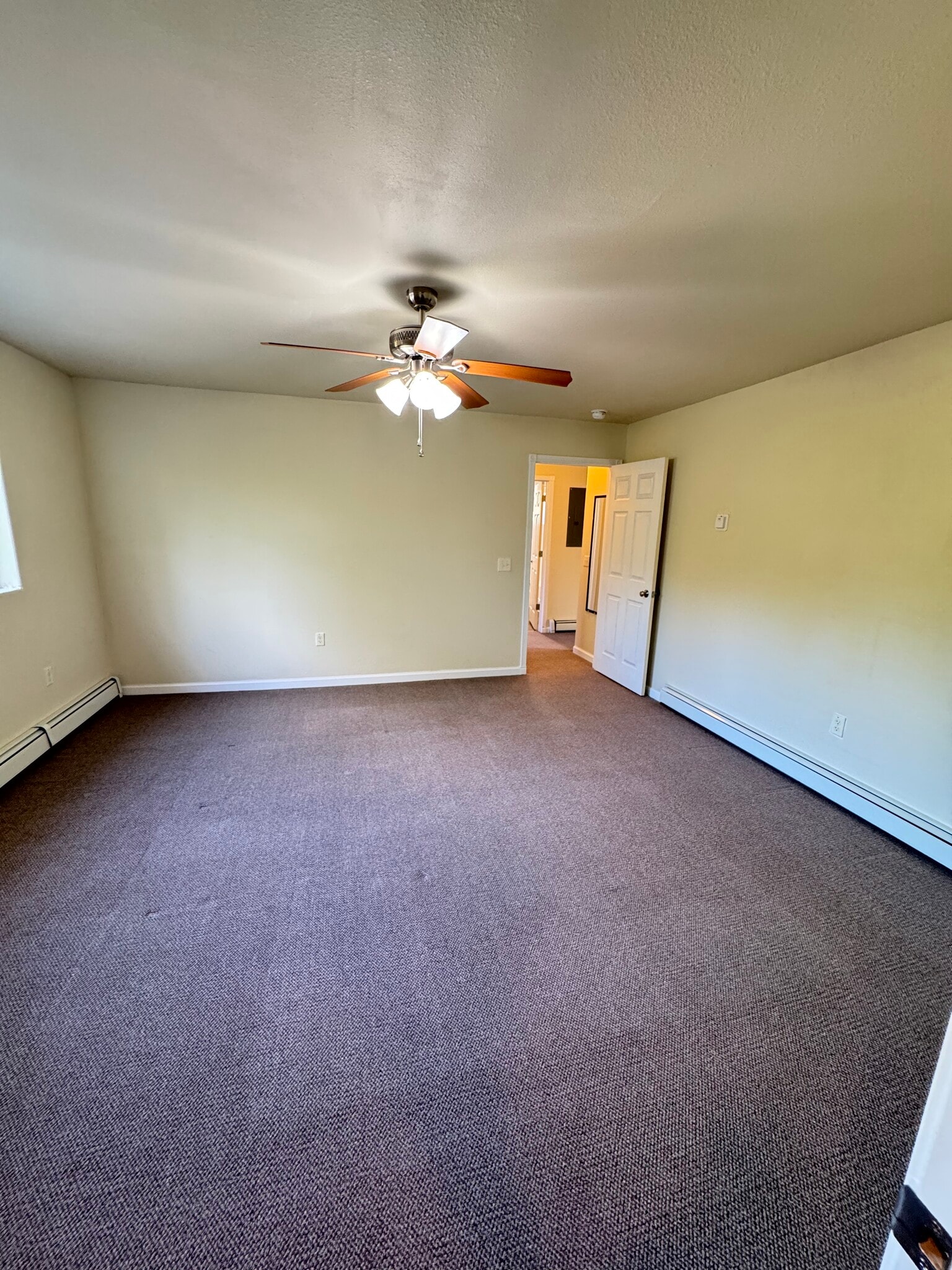 Building Photo - 2681 Mockler Ave