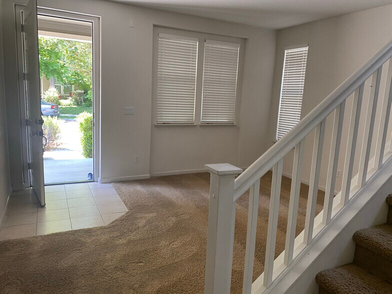 Building Photo - 3908 Hidden Grove Ln