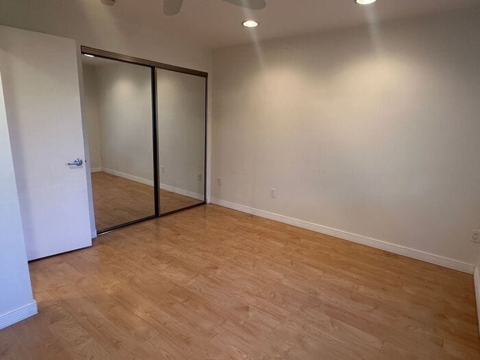 Building Photo - 1850 E Maryland Ave