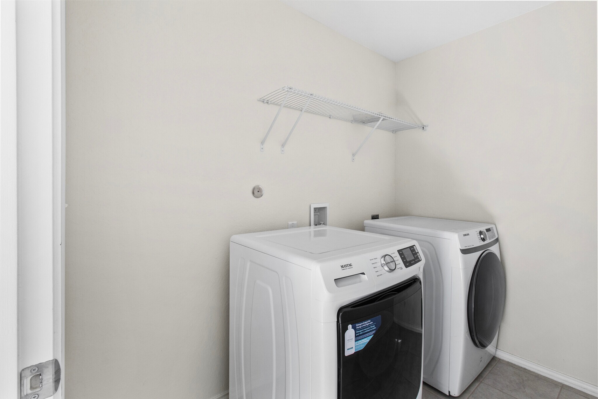 Washer/Dryer - 11831 Burnett Rnch