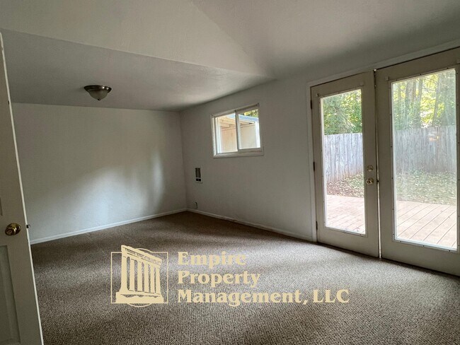 Building Photo - 87948 8th St