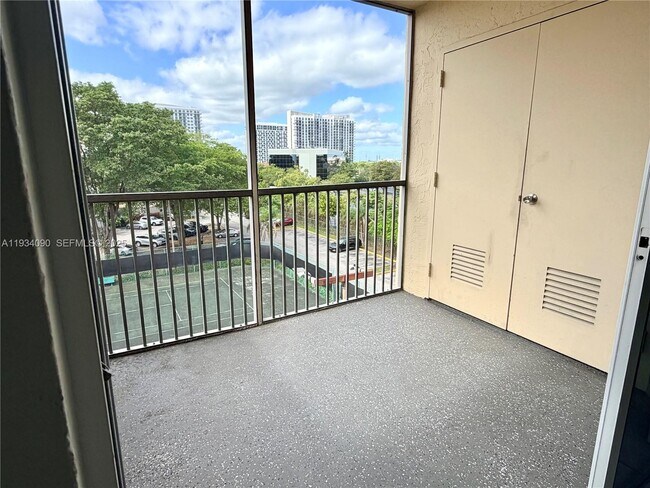 Building Photo - 8255 Lake Dr