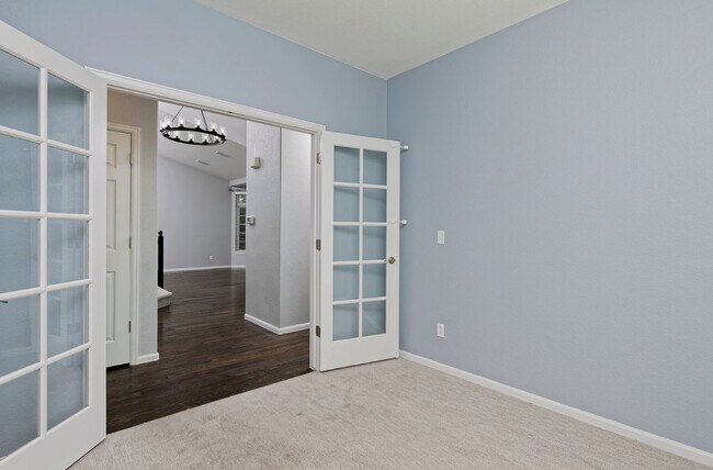 Building Photo - 7045 Pike Ct