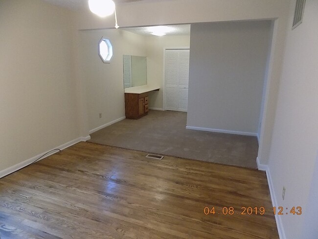 Building Photo - Welcome home to Hi Acres Neighborhood!          20260504