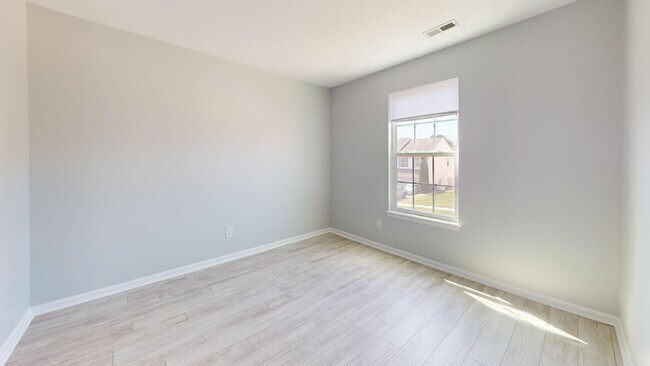 Building Photo - 10848 Tailwater St