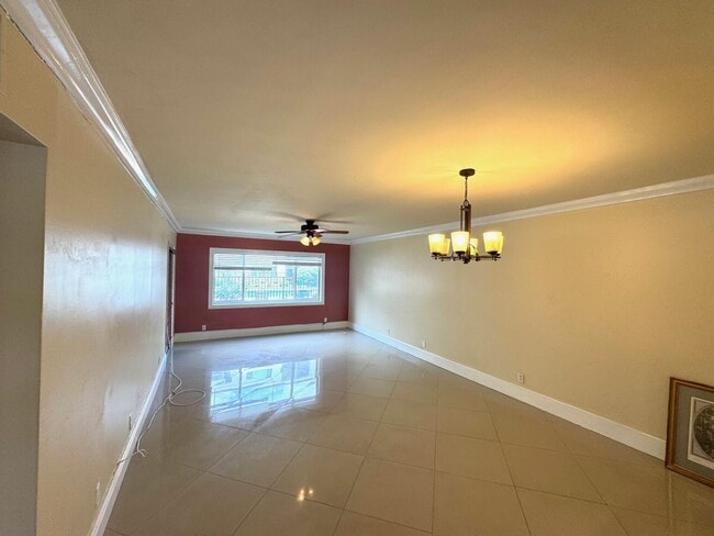 Building Photo - 4500 N Flagler Dr