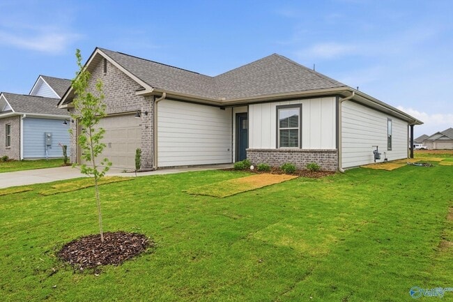 Building Photo - 304 Allene Wy
