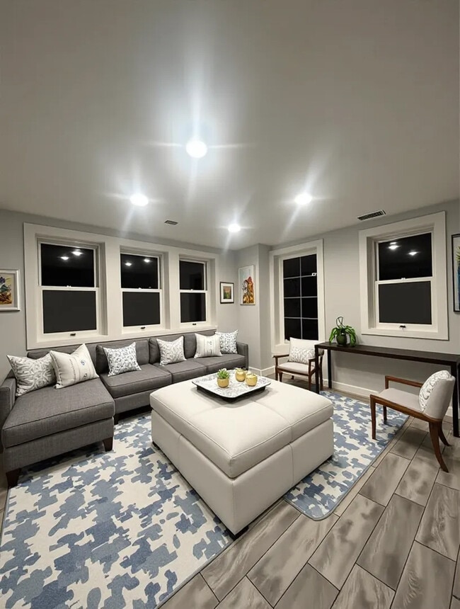 Primary Photo - 5212 S Lorel Ave