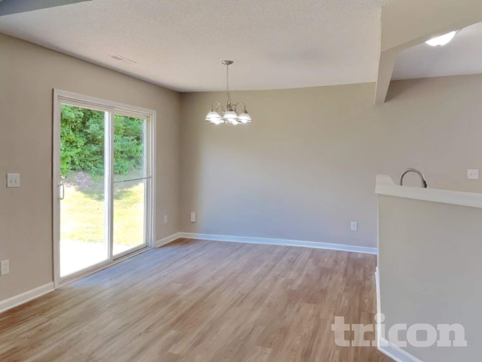 Building Photo - 3120 Riverbrooke Dr