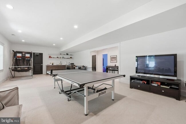 Building Photo - 2504 12th St N