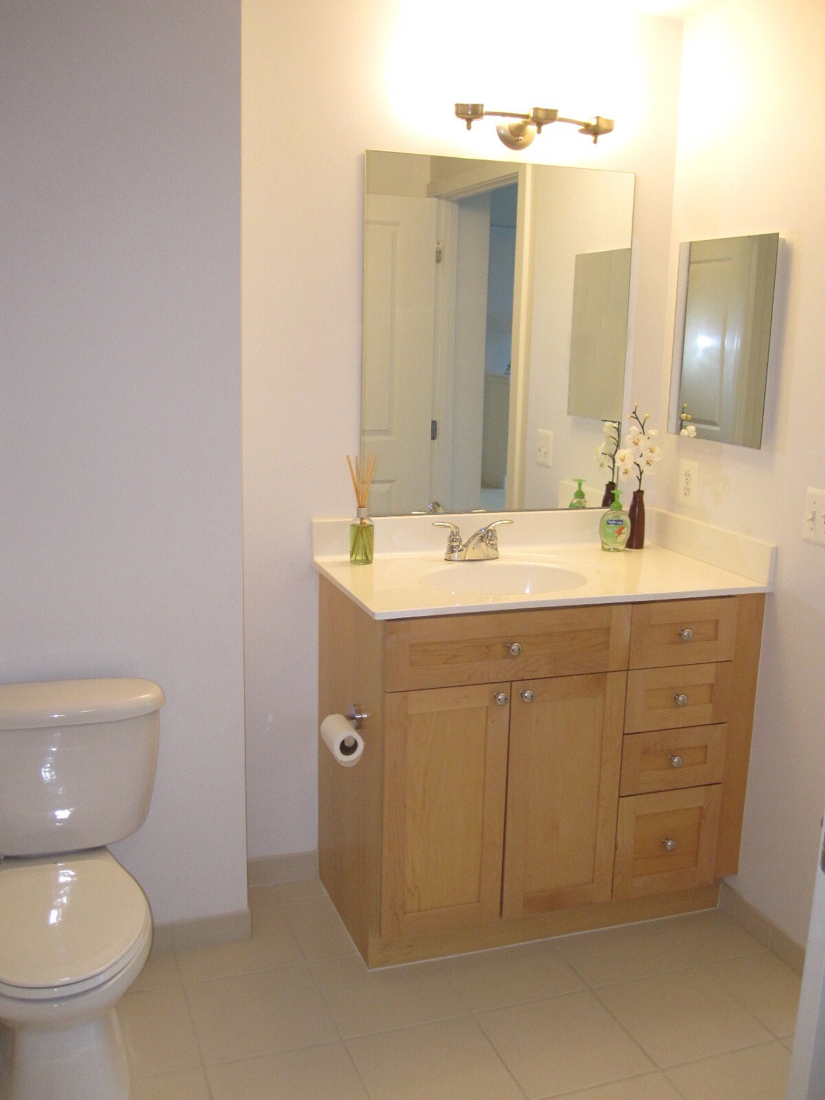 En-Suite Bathroom - 2001 15th St North