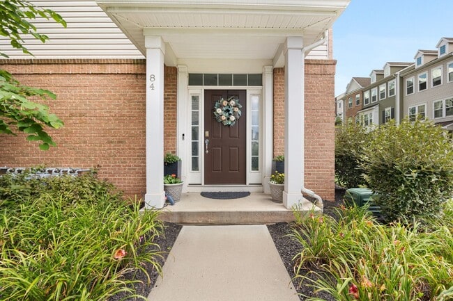 Building Photo - 84 Truman Dr