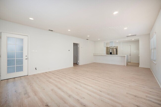 Building Photo - 2608 41st St