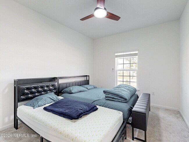 Building Photo - 401 Archstone Wy